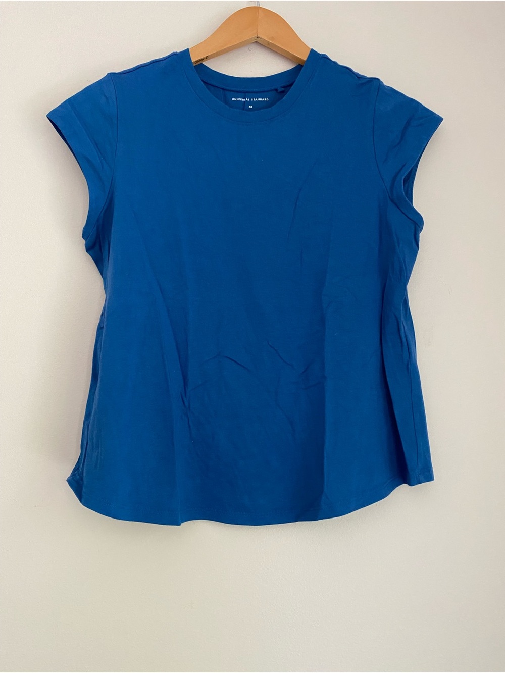 Universal standard XS blue Pima cotton blend short sleeve shirt